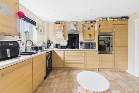 1 Brimpsfield Lane, Tuffley, Gloucester, GL4 0WL