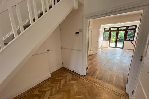 5 bedroom semi-detached house for sale, Great North Road, New Barnet EN5