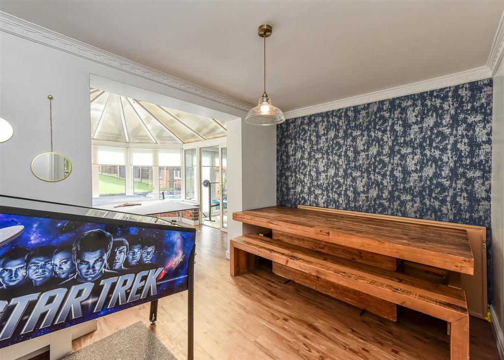 149 Mount Road-Breakfast Area.jpg
