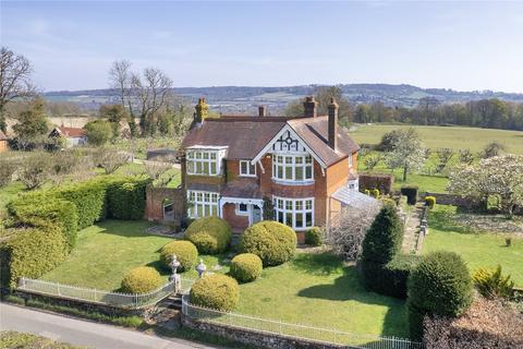 4 bedroom equestrian property for sale, School Lane, Shipbourne, Tonbridge, Kent, TN11