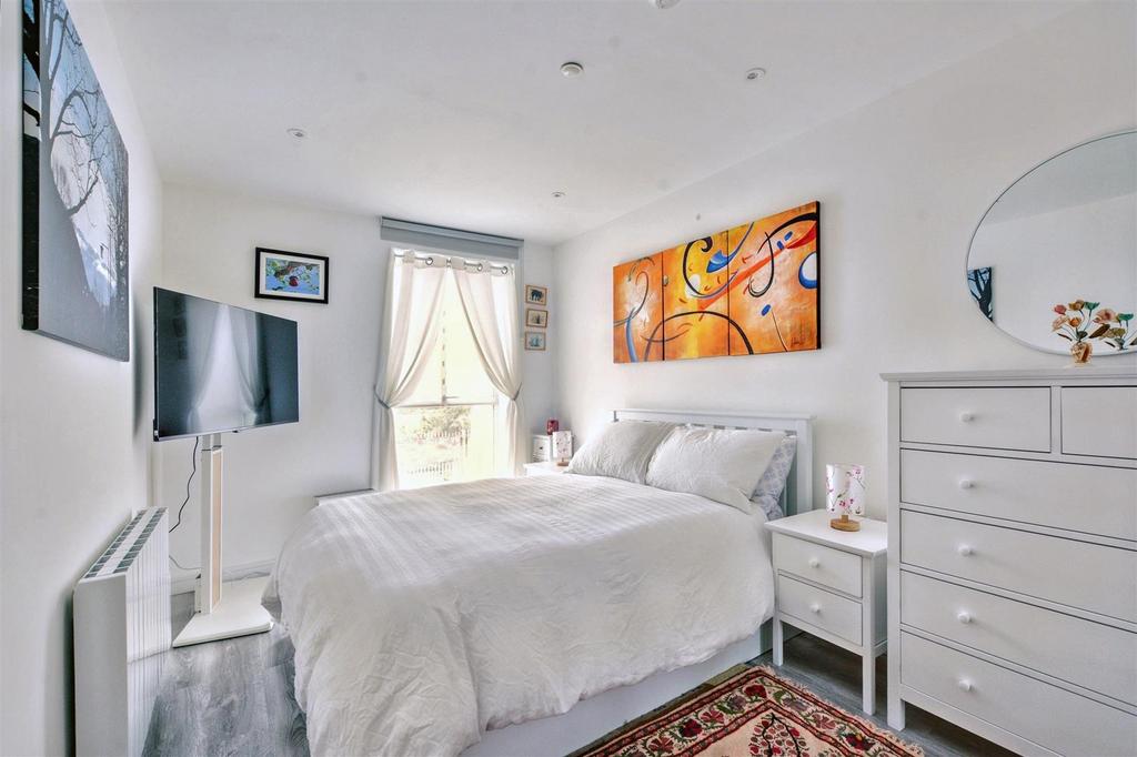 Bedroom One 5.jpeg