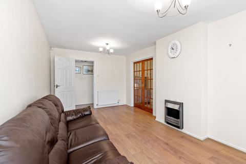 94 Dundee Close, Fearnhead, Warrington, WA2 0UL