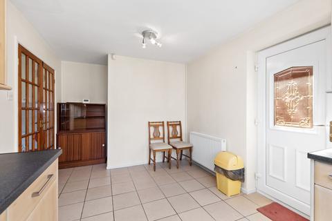94 Dundee Close, Fearnhead, Warrington, WA2 0UL
