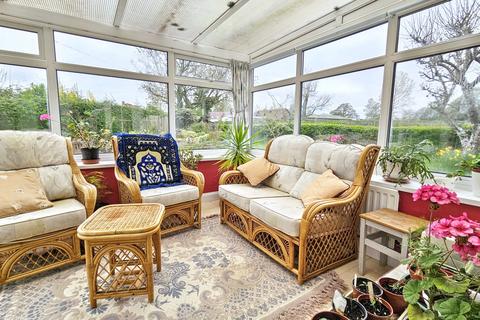 undefined, Wall-under-Heywood SY6