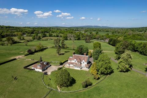 7 bedroom detached house for sale, Guildford Road, Broadbridge Heath, Horsham, West Sussex, RH12