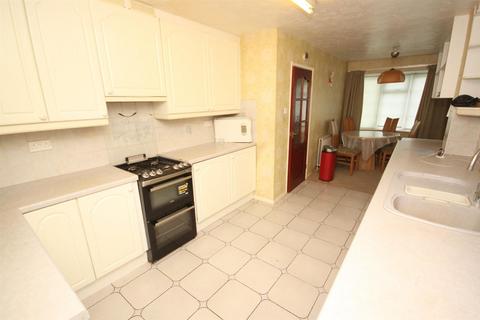4 bedroom link detached house to rent, Masefield View, Orpington