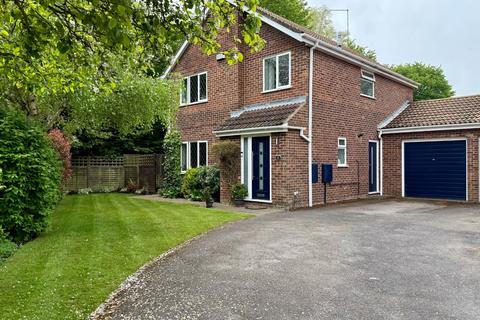 4 bedroom detached house for sale, Fishers Close,  Little Billing, Northampton, NN3 9SR