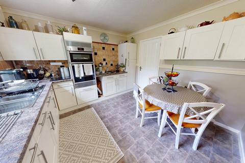 4 bedroom detached house for sale, Fishers Close,  Little Billing, Northampton, NN3 9SR