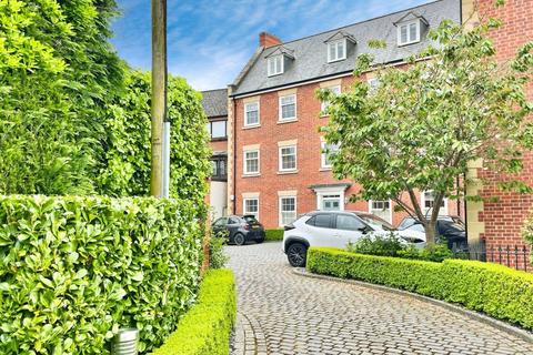 2 bedroom penthouse for sale, Ely Street, Stratford-upon-Avon