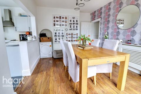 87 The Avenue, Bentley, Doncaster, DN5 0NP