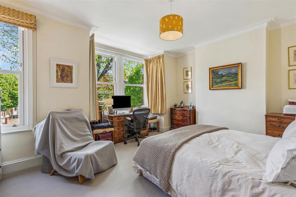 St Georges Road, W4 - FOR SALE