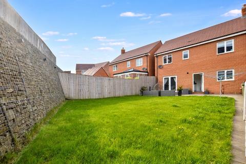 18 Beecher Drive, Wakefield, WF1 4FN