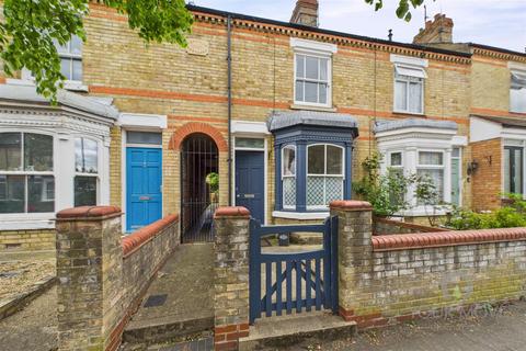 3 bedroom house to rent, Queens Road, Queens Road, Fletton