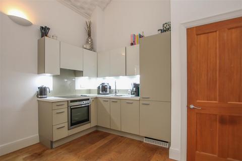 1 bedroom apartment for sale, The Galleries, Warley, Brentwood