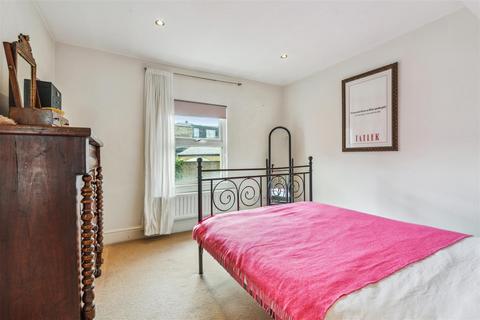 1 bedroom flat for sale, Granville Road, London