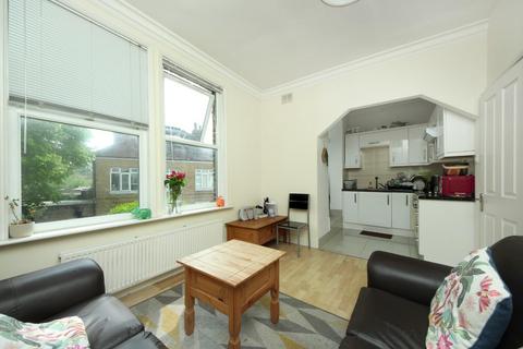 2 bedroom flat to rent, Fordhook Avenue, W5