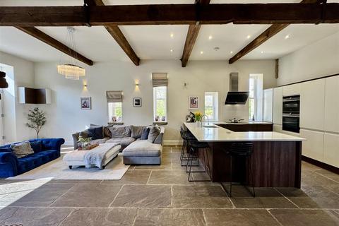 5, Black Rock Farm Upper Clough, Linthwaite, Huddersfield, HD7 5PE
