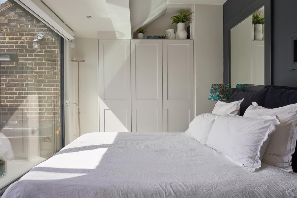 230783 - TMH 46 Cheshire St 23 08 24 8663.jpg