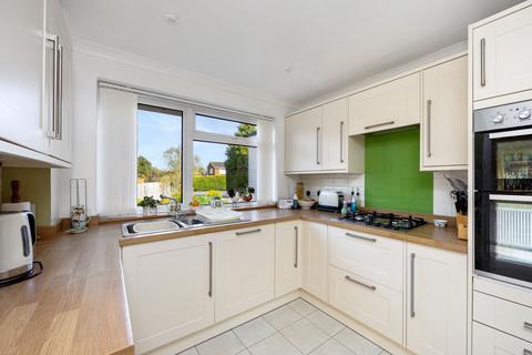 33 Penfold Way, Steyning, BN44 3PG