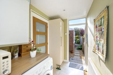 33 Penfold Way, Steyning, BN44 3PG