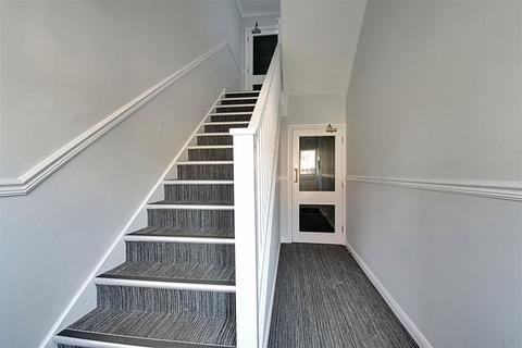 14 Deer Close, Hertford, SG13 7NR