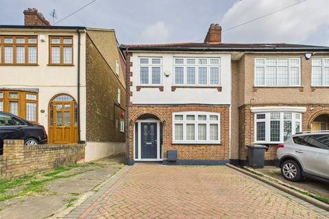 46 Mount Pleasant Road, Romford, RM5 3YL