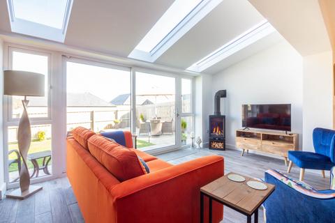 3 bedroom detached house for sale, 58 Oakfield Park, Kirkby Lonsdale