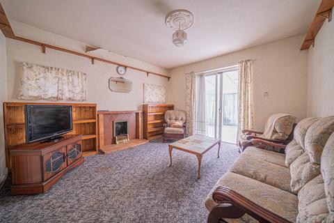 2 bedroom detached house for sale, Nutbrook Avenue, Coventry, CV4