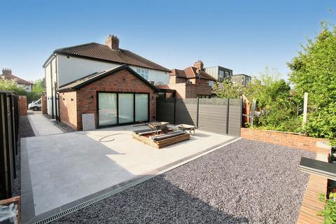 2 bedroom semi-detached house for sale, Elmwood Avenue, Hoole, CH2