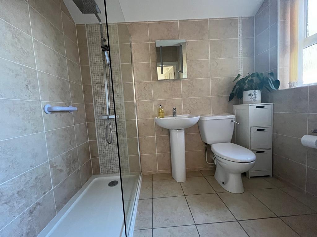Main shower room