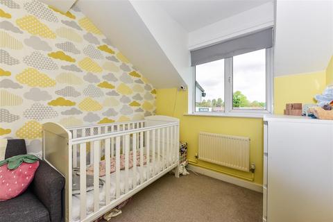 2 bedroom flat for sale, Stockheath Road, Havant