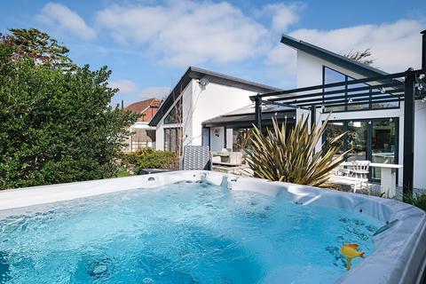 undefined, Kingsway, Craigweil Private Estate, Bognor Regis, West Sussex PO21
