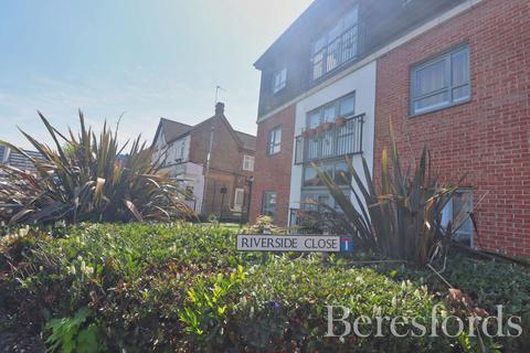 2 bedroom apartment for sale - Allender Court, Riverside Close, RM1