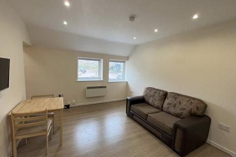 House to rent, 17A Hanover Street, Newcastle, ST5 1HD