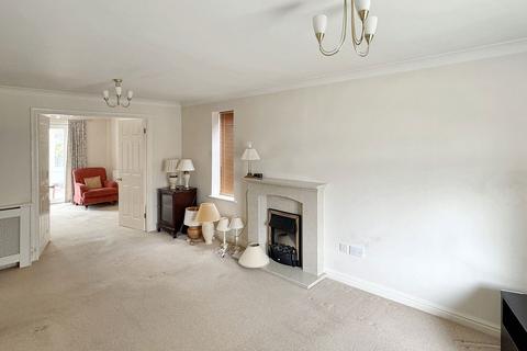 4 Newbury Close, Widnes, WA8 9YX