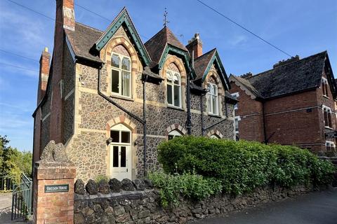 2 bedroom apartment to rent, Wells Road, Malvern