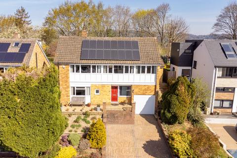 4 bedroom detached house for sale, Smoke Lane, Reigate RH2