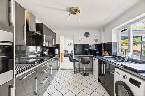 4 bedroom detached house for sale, Smoke Lane, Reigate RH2