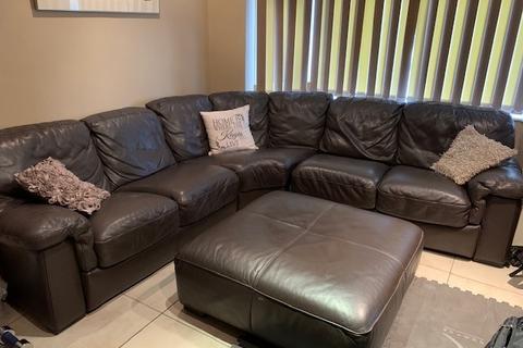 3 bedroom flat to rent, 4 Lingard Avenue, Colindale, London, NW9