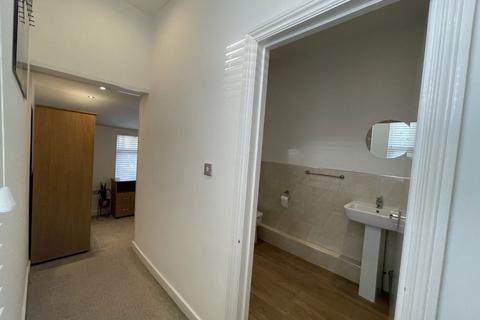 1 bedroom in a house share to rent, Room 4, Aldermans Drive, Peterborough, PE3 6AR