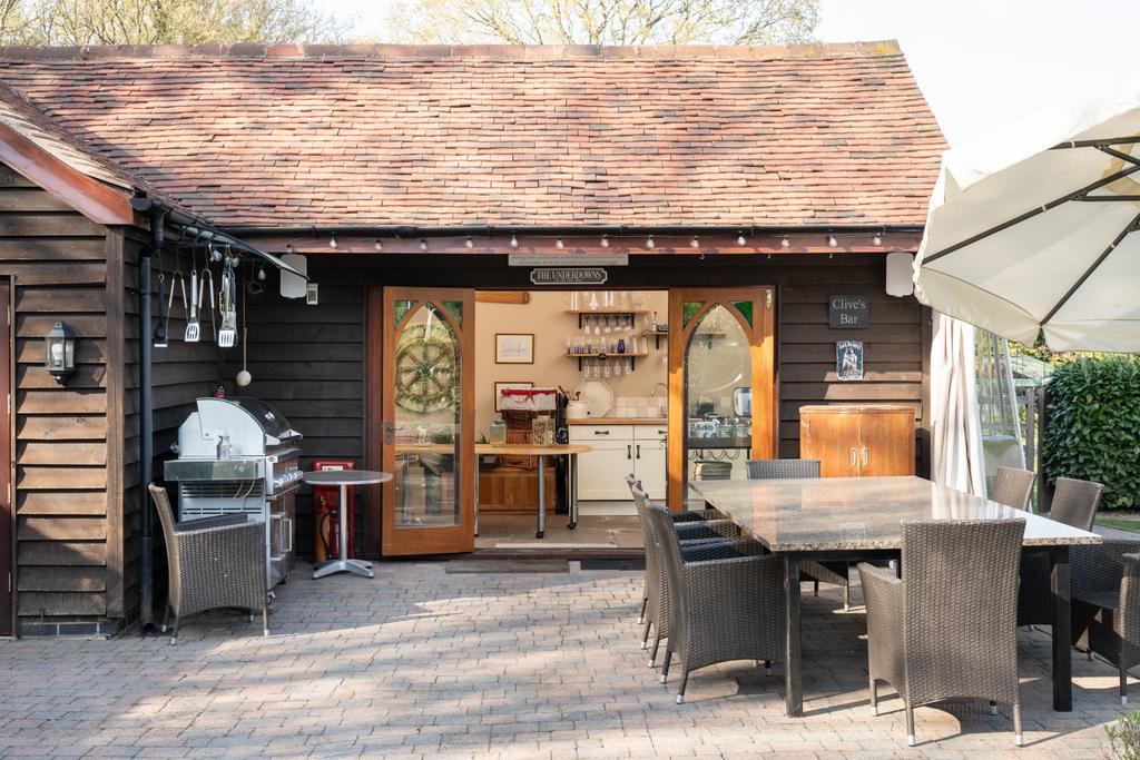 Garden Bar