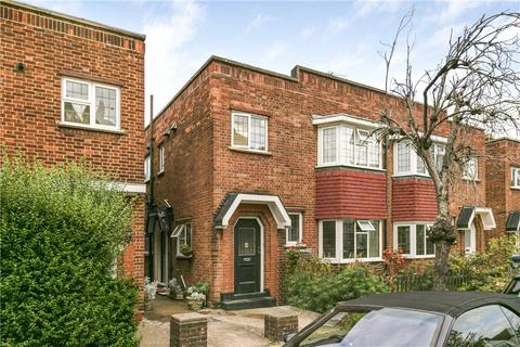2 bedroom maisonette to rent, Fairlawn Avenue, London, W4