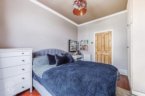 1a Deans Road, London, W7 3QD