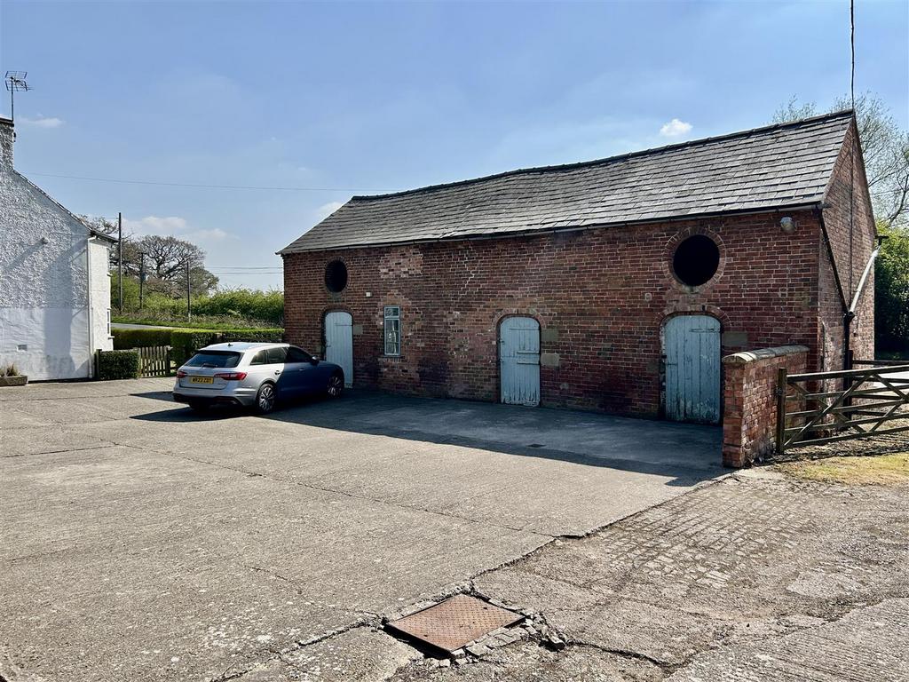 Barn rear.JPG