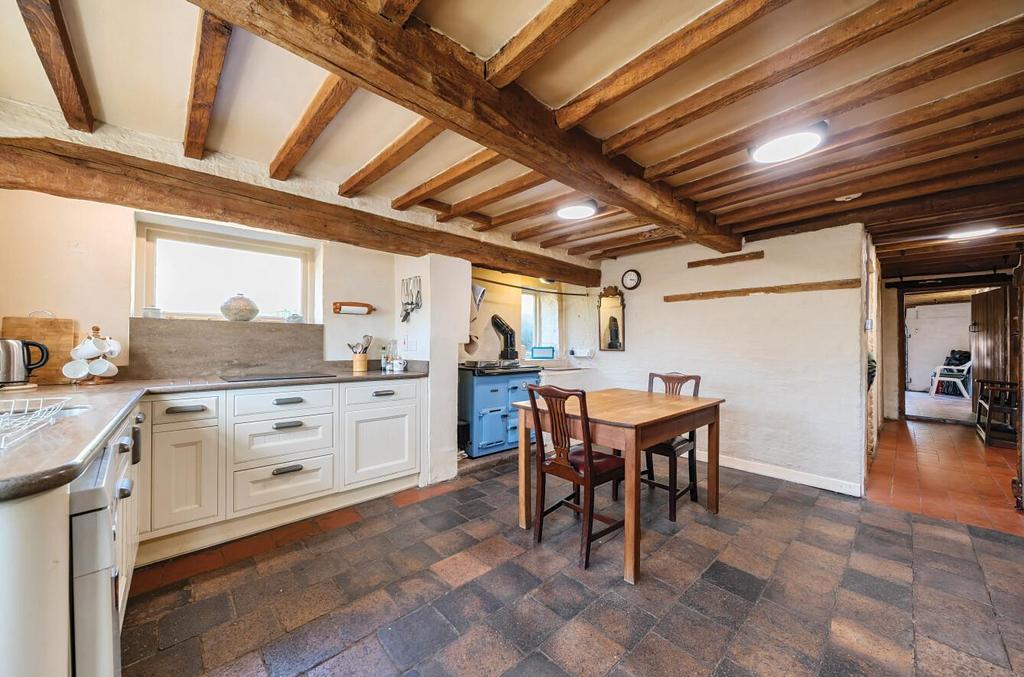 Kitchen.jpg