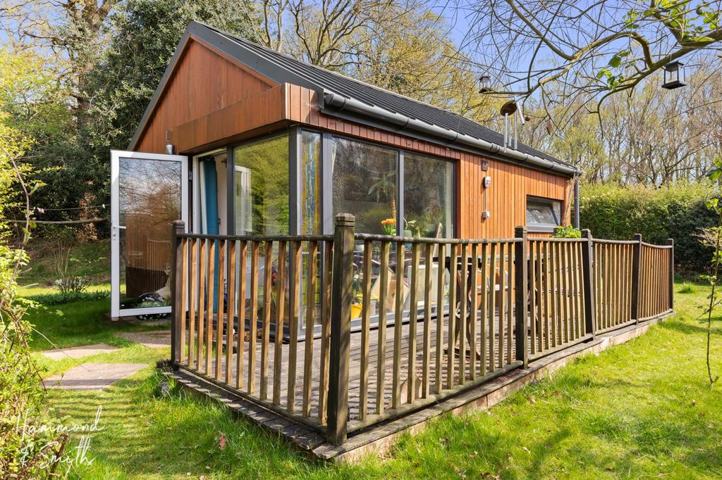Detached Annexe