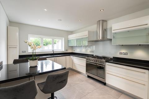 5 bedroom semi-detached house for sale, Bathgate Road, Wimbledon, London, SW19