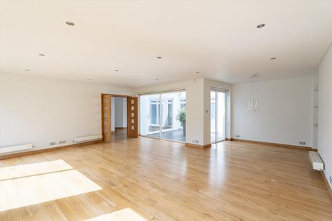 5 bedroom semi-detached house for sale, Bathgate Road, Wimbledon, London, SW19