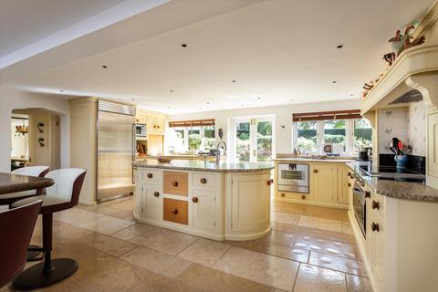 6 bedroom detached house for sale, Ashton Lane, Bishops Waltham, Southampton, SO32