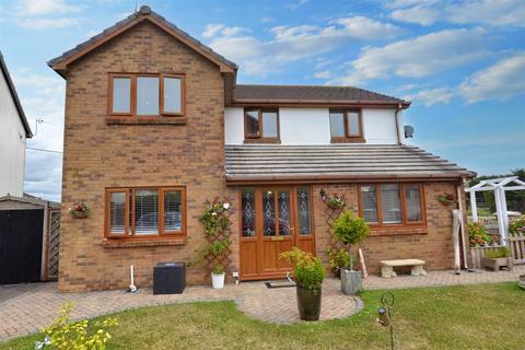 4 bedroom detached house for sale, Llys Y Felin, Bancyfelin, Carmarthen